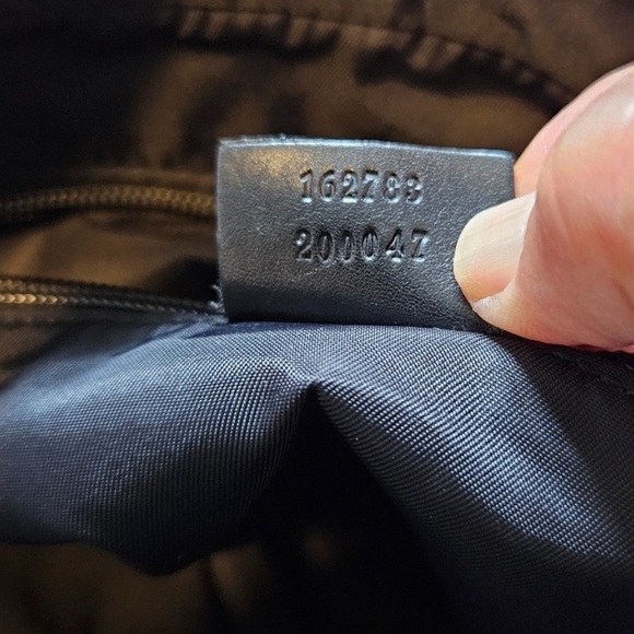 Authentic EUC GUCCI Guccissima Nylon GG Web Black Messenger - Picture 4 of 13